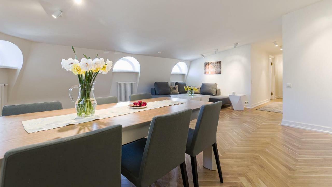 Great Apartament In A Heart Of 탈린 외부 사진