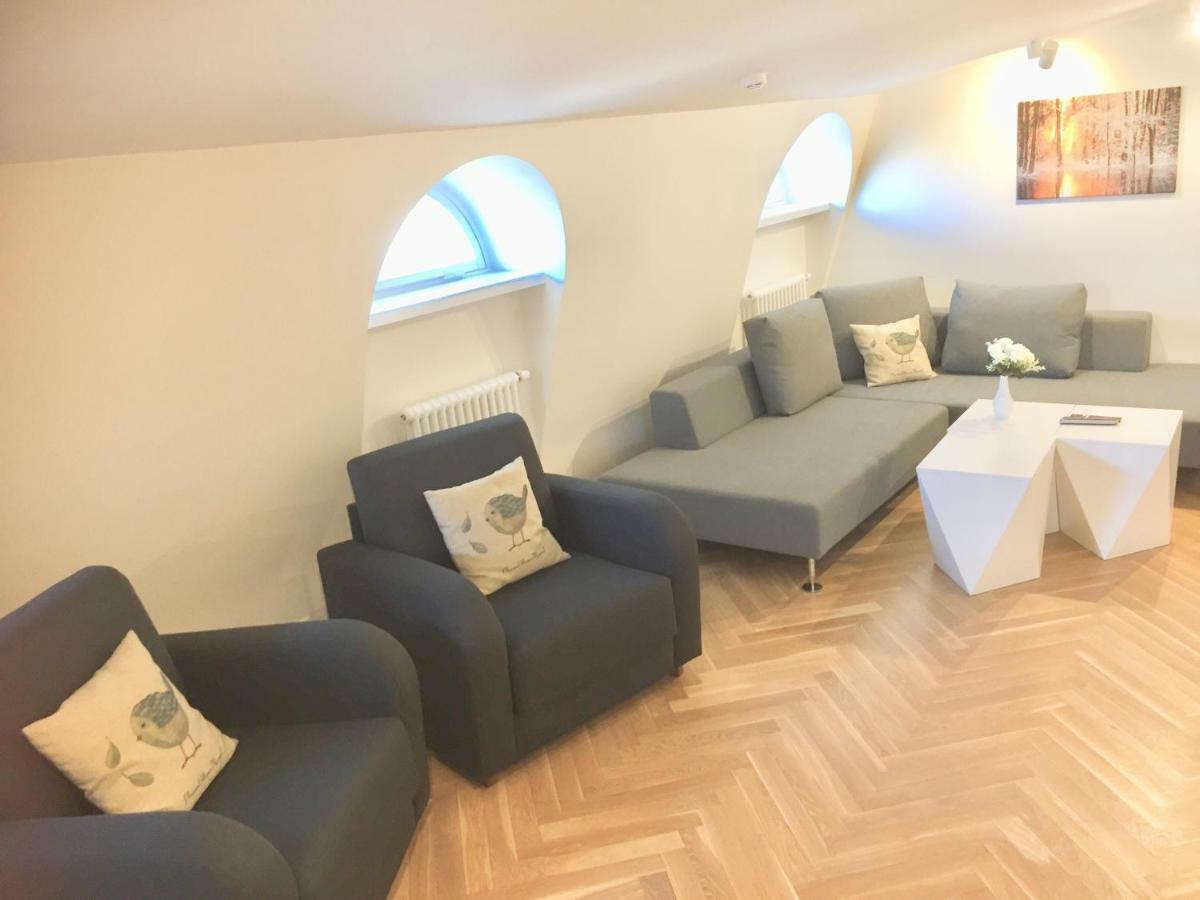 Great Apartament In A Heart Of 탈린 외부 사진