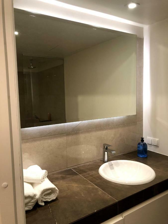 Great Apartament In A Heart Of 탈린 외부 사진
