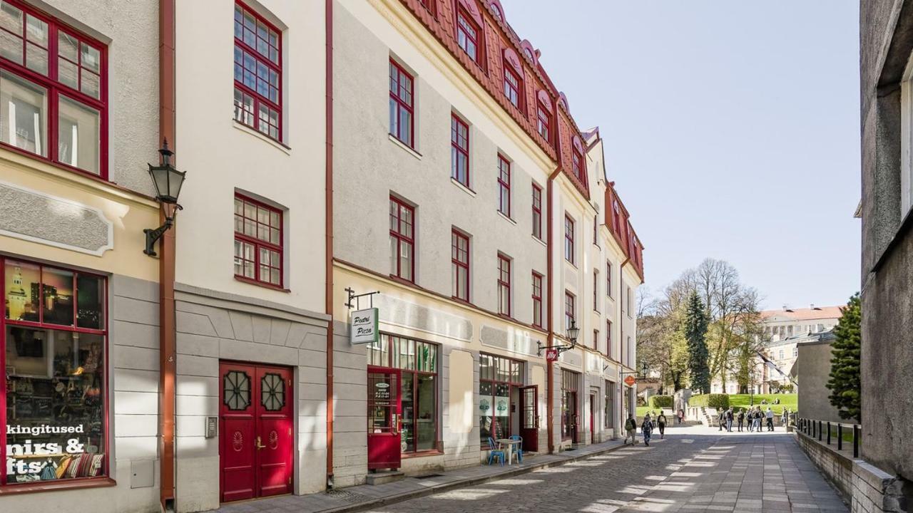 Great Apartament In A Heart Of 탈린 외부 사진